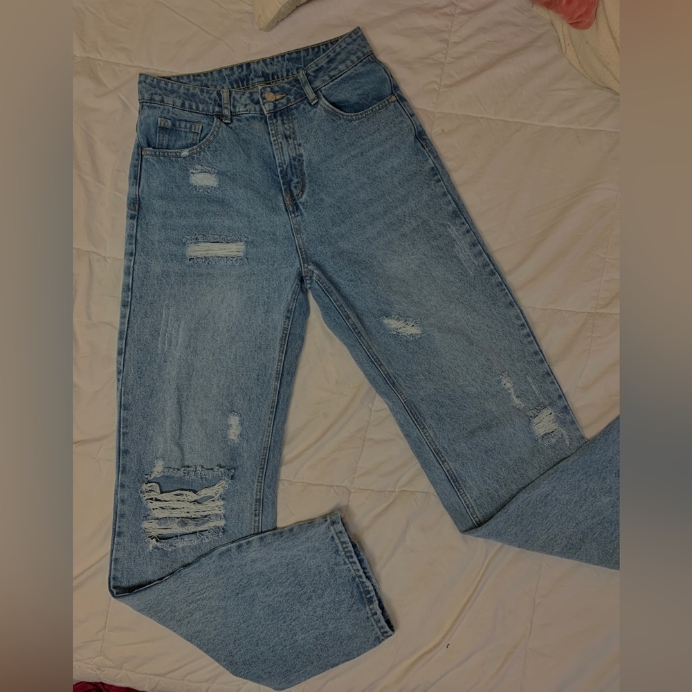 Women’s baggy high rise streetwear jeans